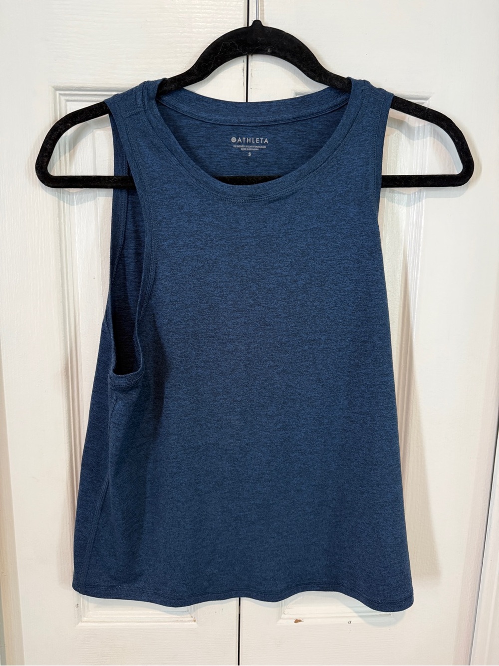 Athleta Deep Blue Muscle Tank Top